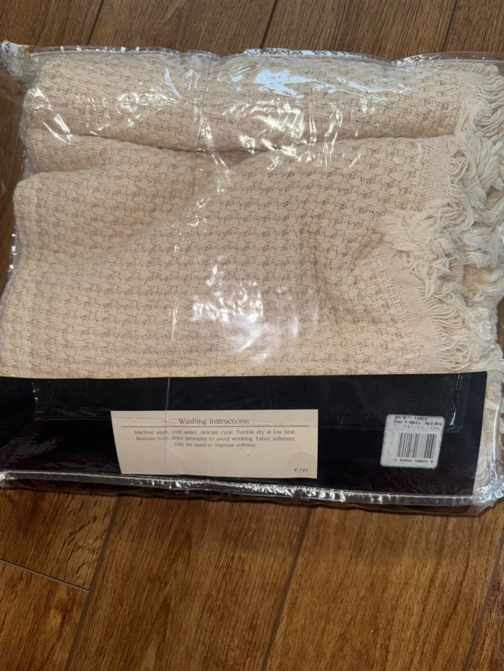 Fieldcrest touch of class, Loom Woven, lap blanket- self fringe-100% Cotton USA